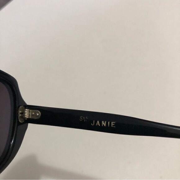 regency boutique black retro sunglasses - Picture 5 of 7
